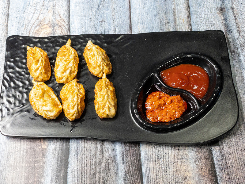 Chicken fried momo (5pc)