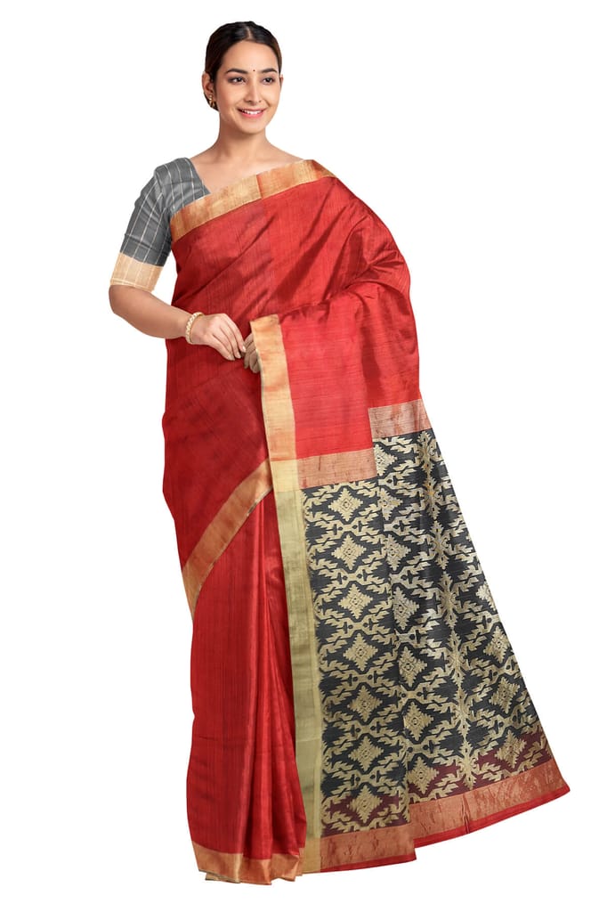 Matka silk saree in red with a jamdani weave pallu in geometric pattern