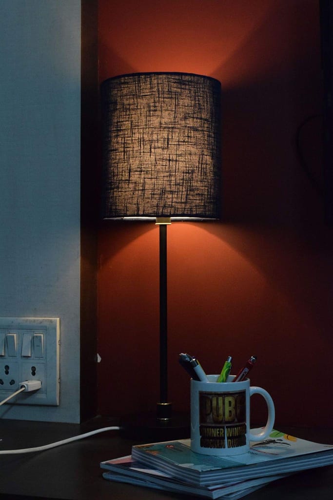 LIGHT ANGLE Table Lamp view 2
