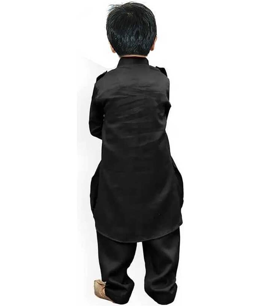 hrr Boys Cotton Blend Solid - Pattern Kurta Pyjama Set ( Black , Pack of 1 ) view 2