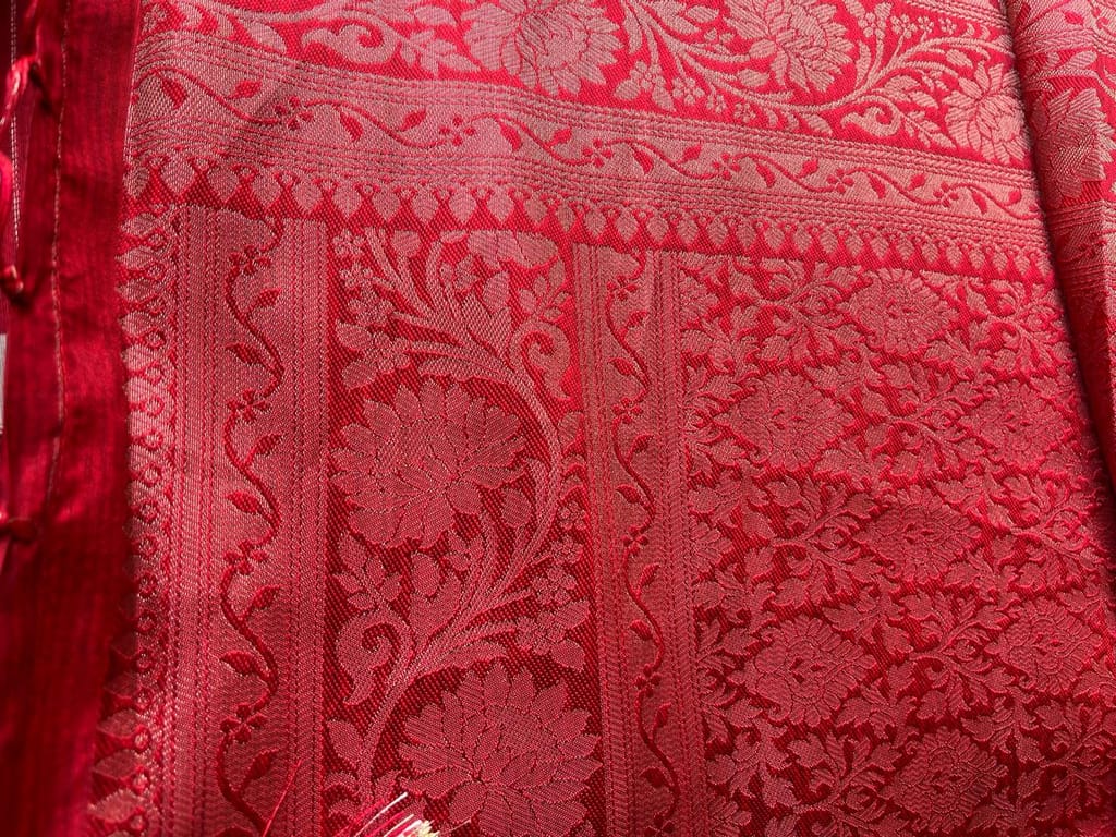 Bengali Red & White Saree view 2