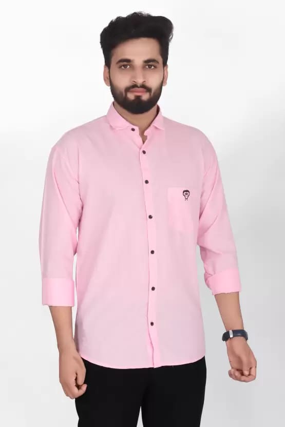 Men Regular Fit Solid Cut Away Collar Casual Shirt