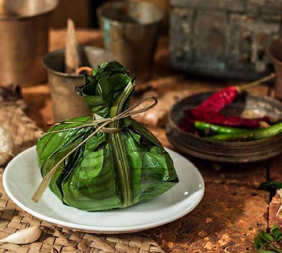 Kizhi Parotta(Leaf Parotta) Mutton