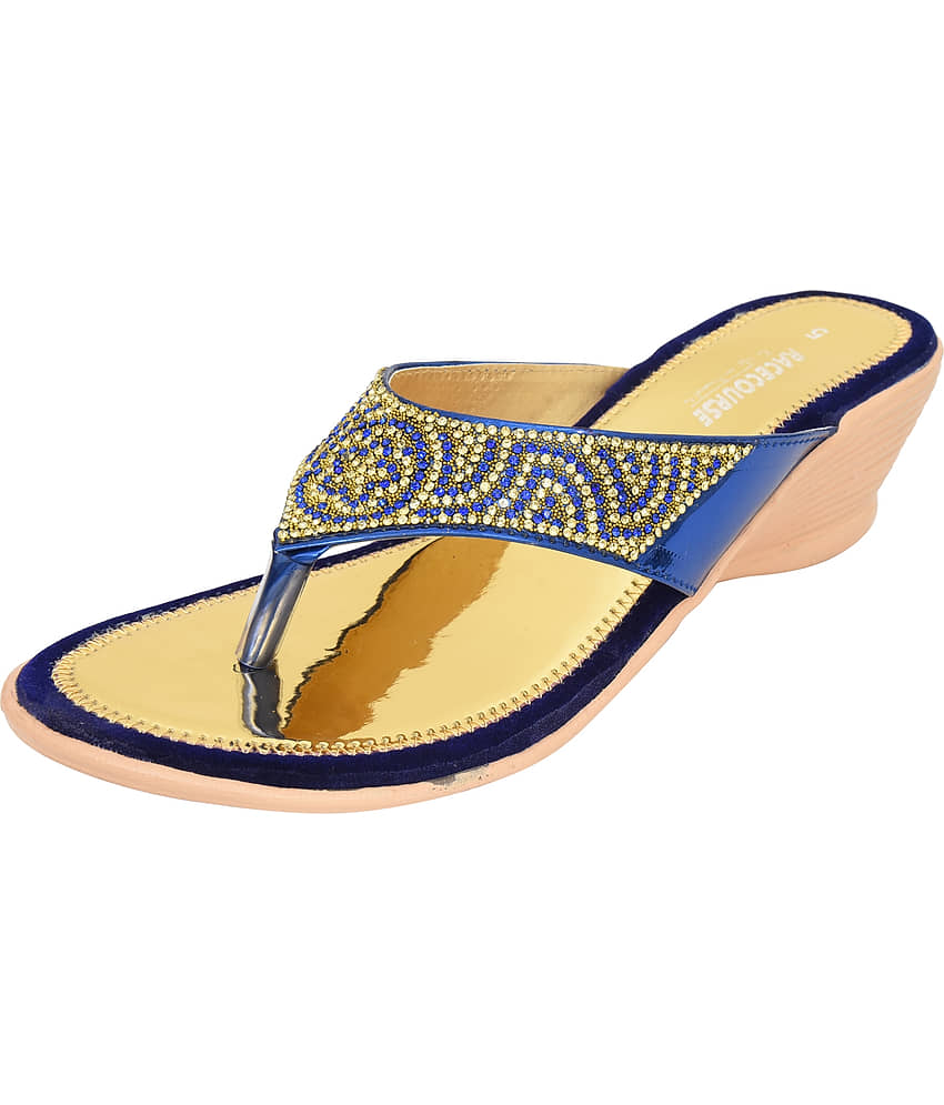Racecourse - Blue Women's Slip On Heels view 2
