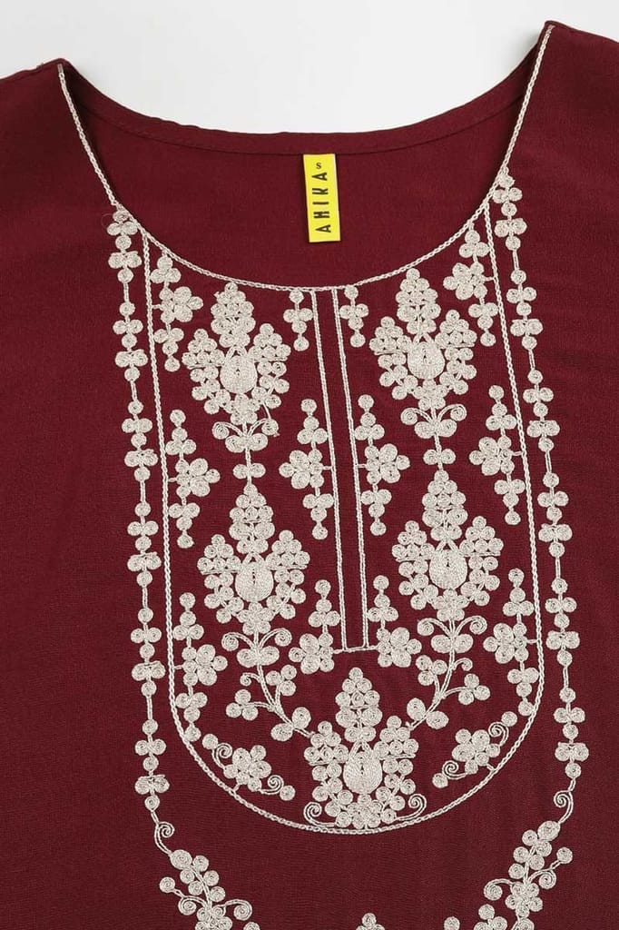 Maroon Silk Blend Solid Embroidered Straight Kurta VCK9081 view 2