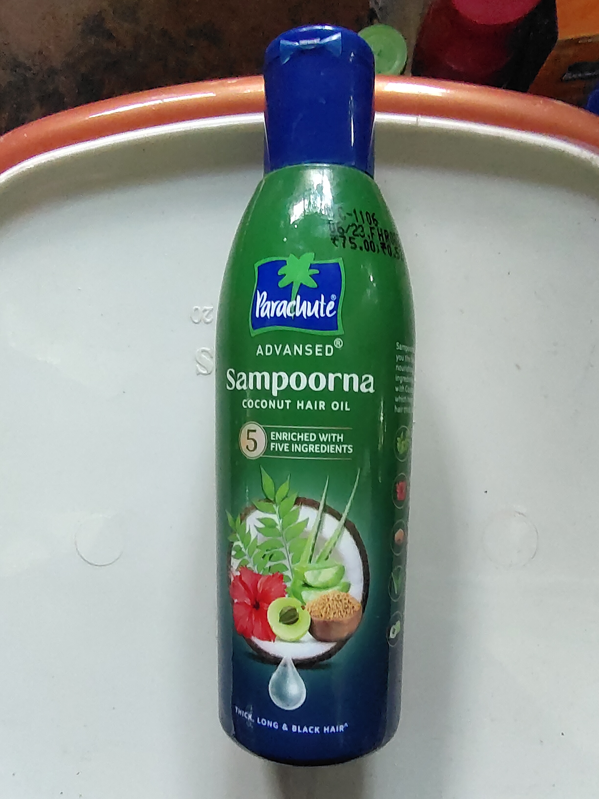 Parachute advanced sampoorna coconut hair oil