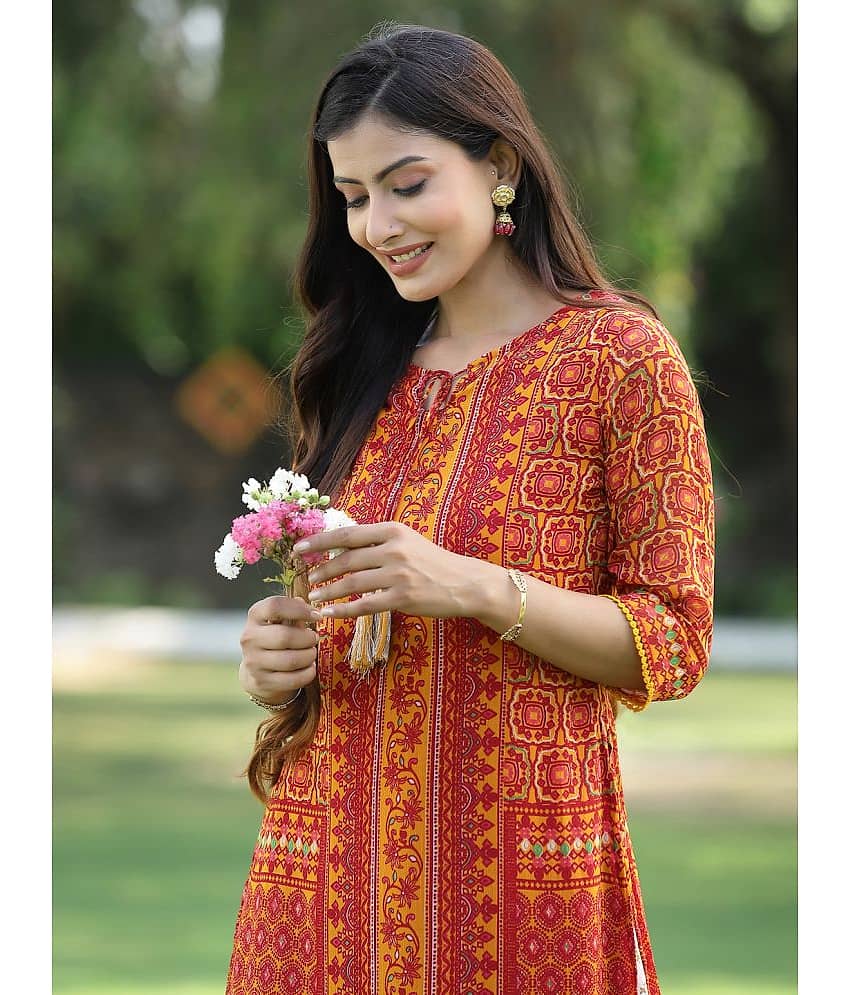 Juniper - Mustard Chiffon Women's Straight Kurti ( Pack of 1 ) view 2