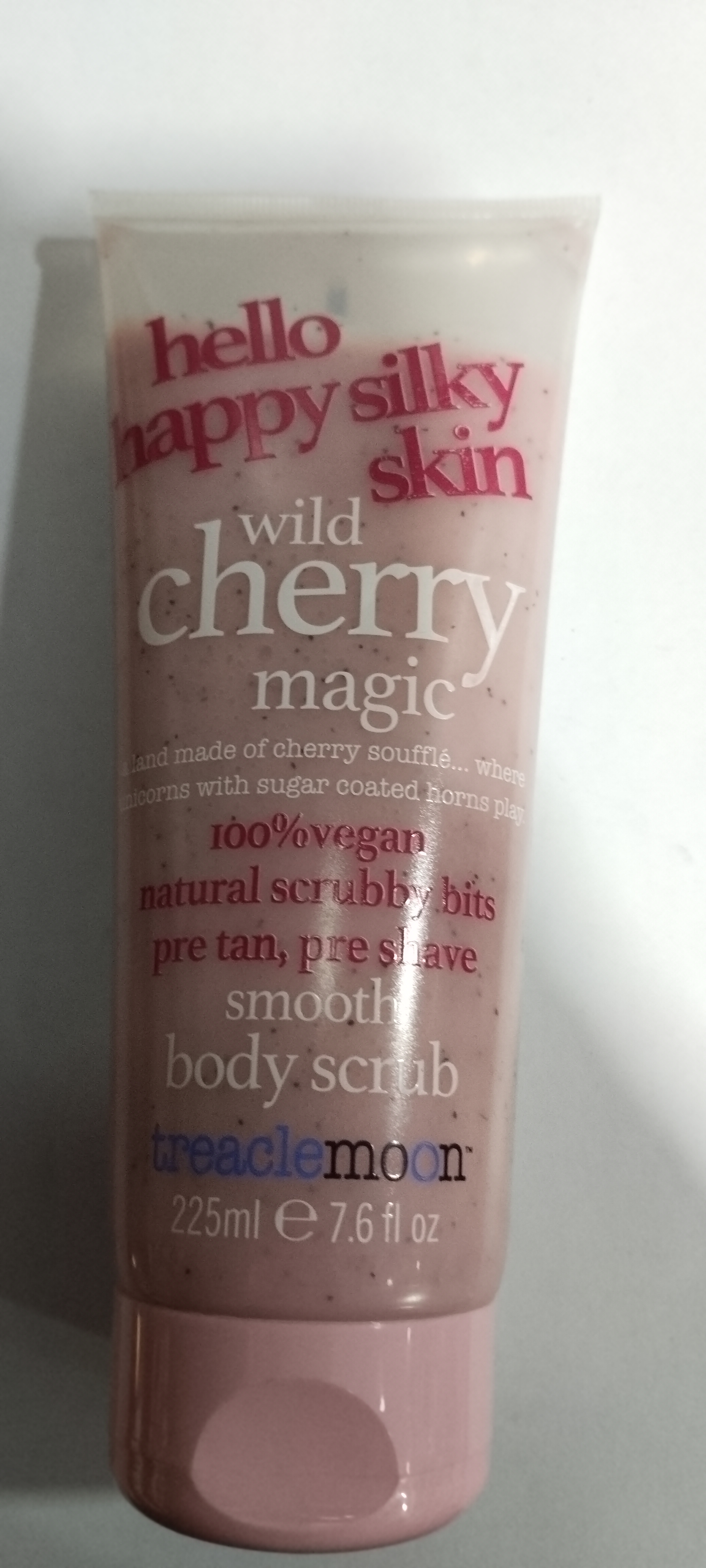 Hello Happy silky Skin Wild Cherry Magic Smooth Body scrub