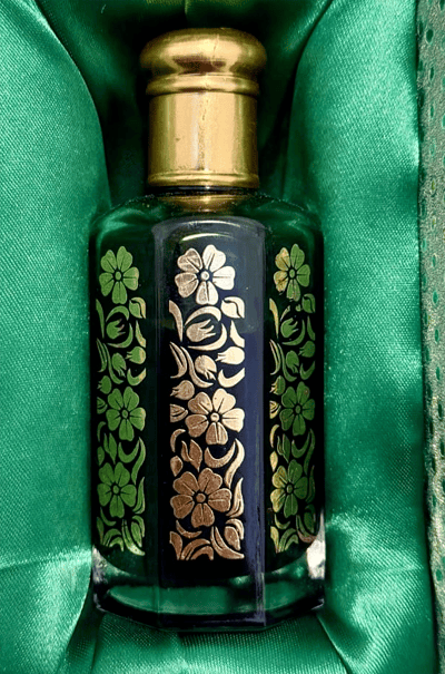 Mii Art 10ml Golden Glass Fragrance Bottle - Elegant Athar Container for Essential Oils - Luxury Refillable Bottle for Vanity & Decor view 2