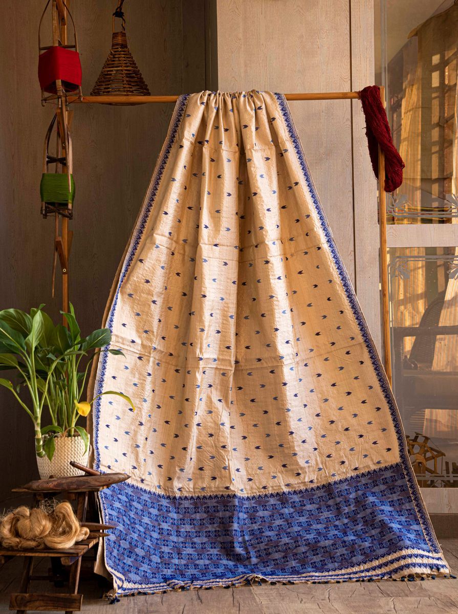 Assamese Muga Plain Saree view 2