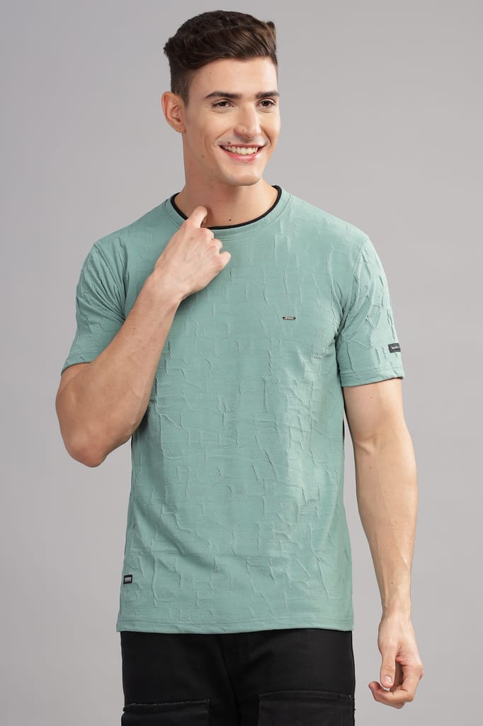Men Solid Round Neck Poly Cotton Blue T-Shirt view 2