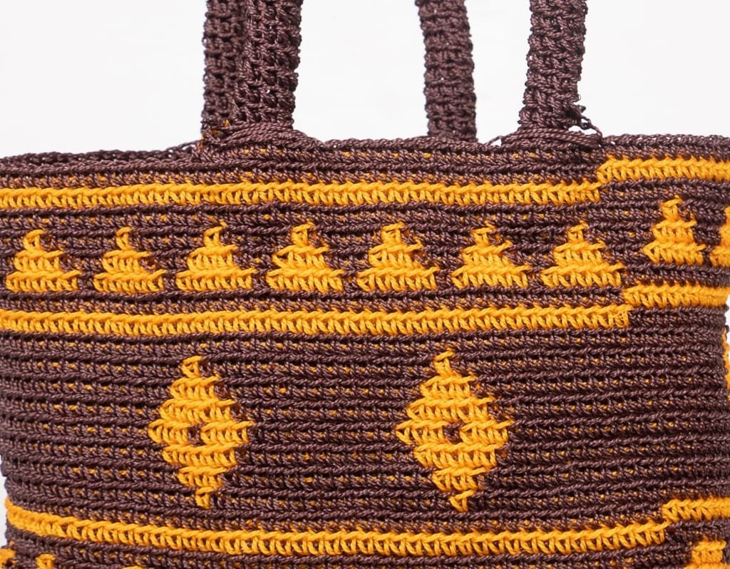 Handmade Crochet Tote Bag with Geometric Pattern view 2