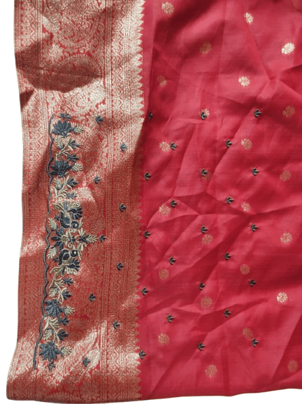 Embroidered blouse piece with zari and resham work in floral pattern view 2