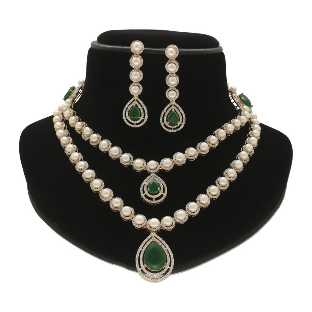 Queenmare Elegance Pearl Necklace Set view 2