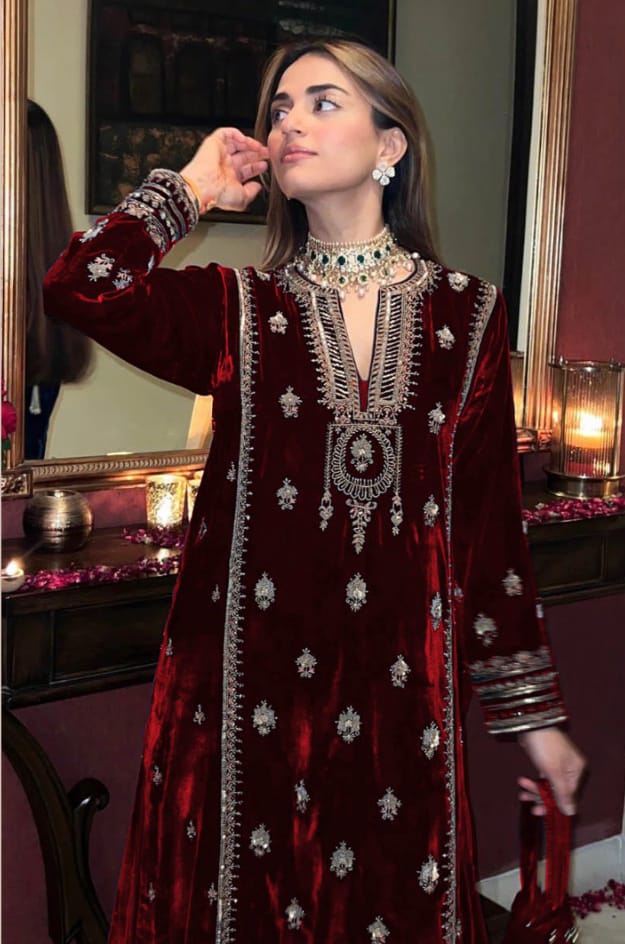 Lorenvelley Fashion Maroon Velvet Salwar Suit Material Embroidered view 2