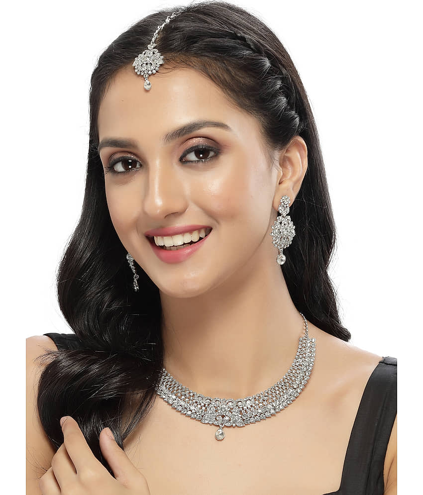 Sukkhi Silver Alloy Necklace Set ( Pack of 1 ) view 2