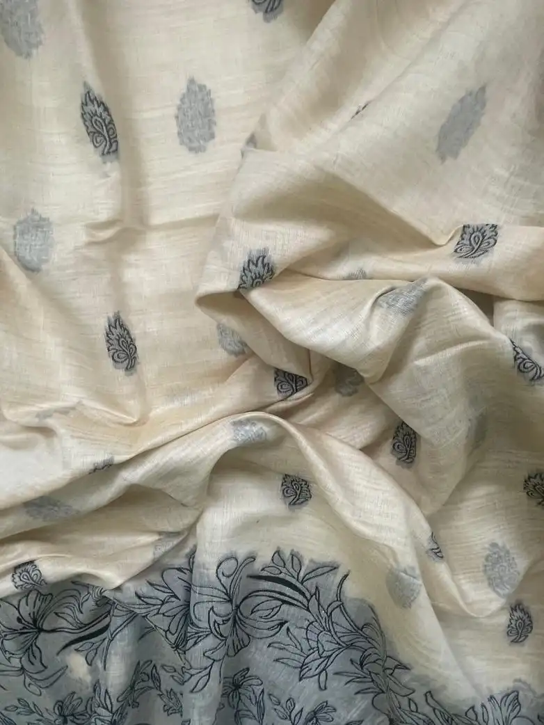 Odisha Handloom Cotton Saree Charcoal Lily Border Buti view 2