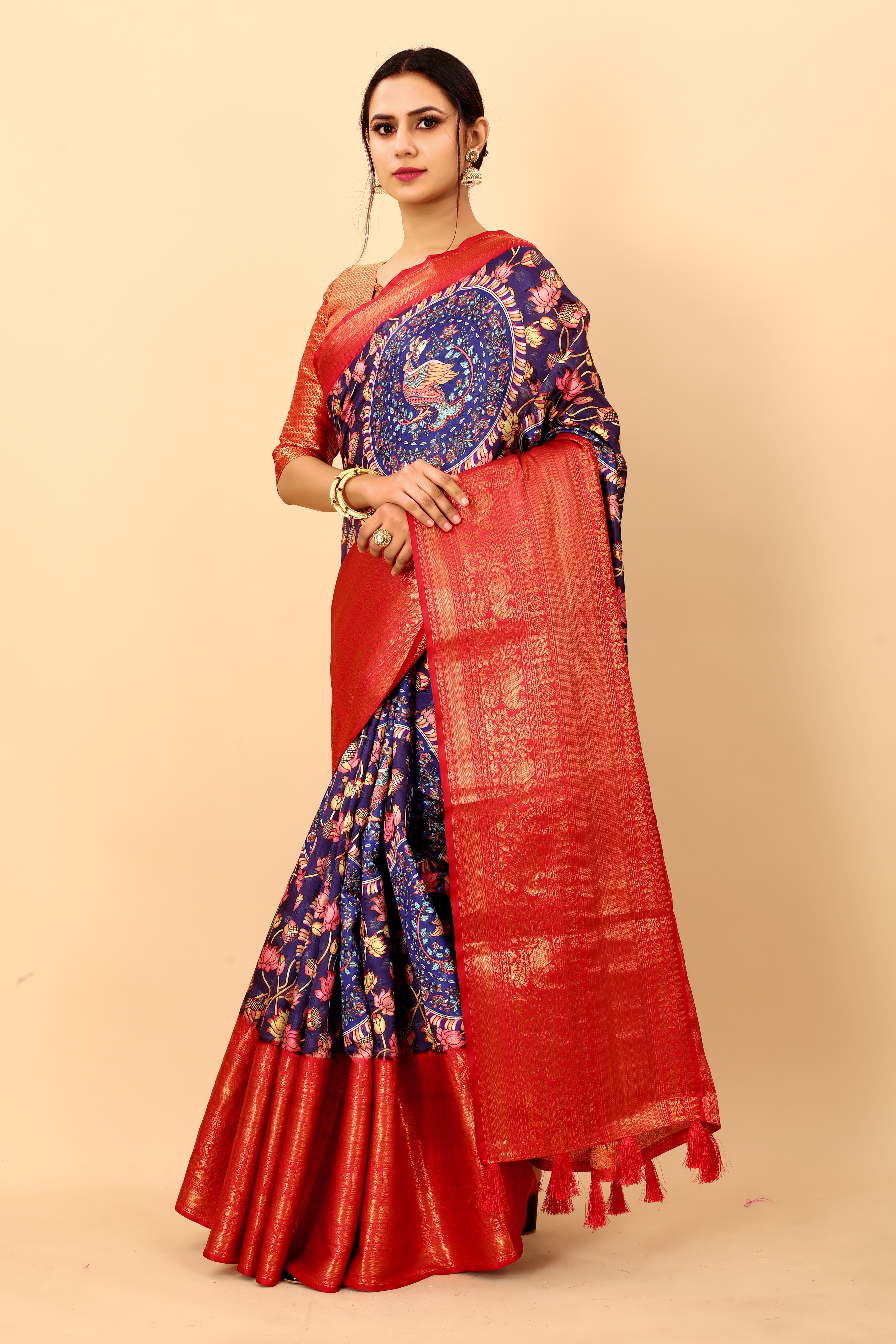 Yavira silk Women's Multi Printed Silk Blend Saree view 2