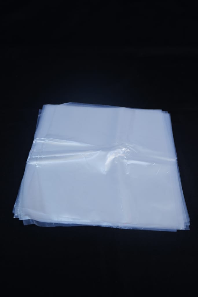100% Compostable Pouches - 9 x14 inches - 100 pcs/kg I white colour I Pack of 3 KG view 2