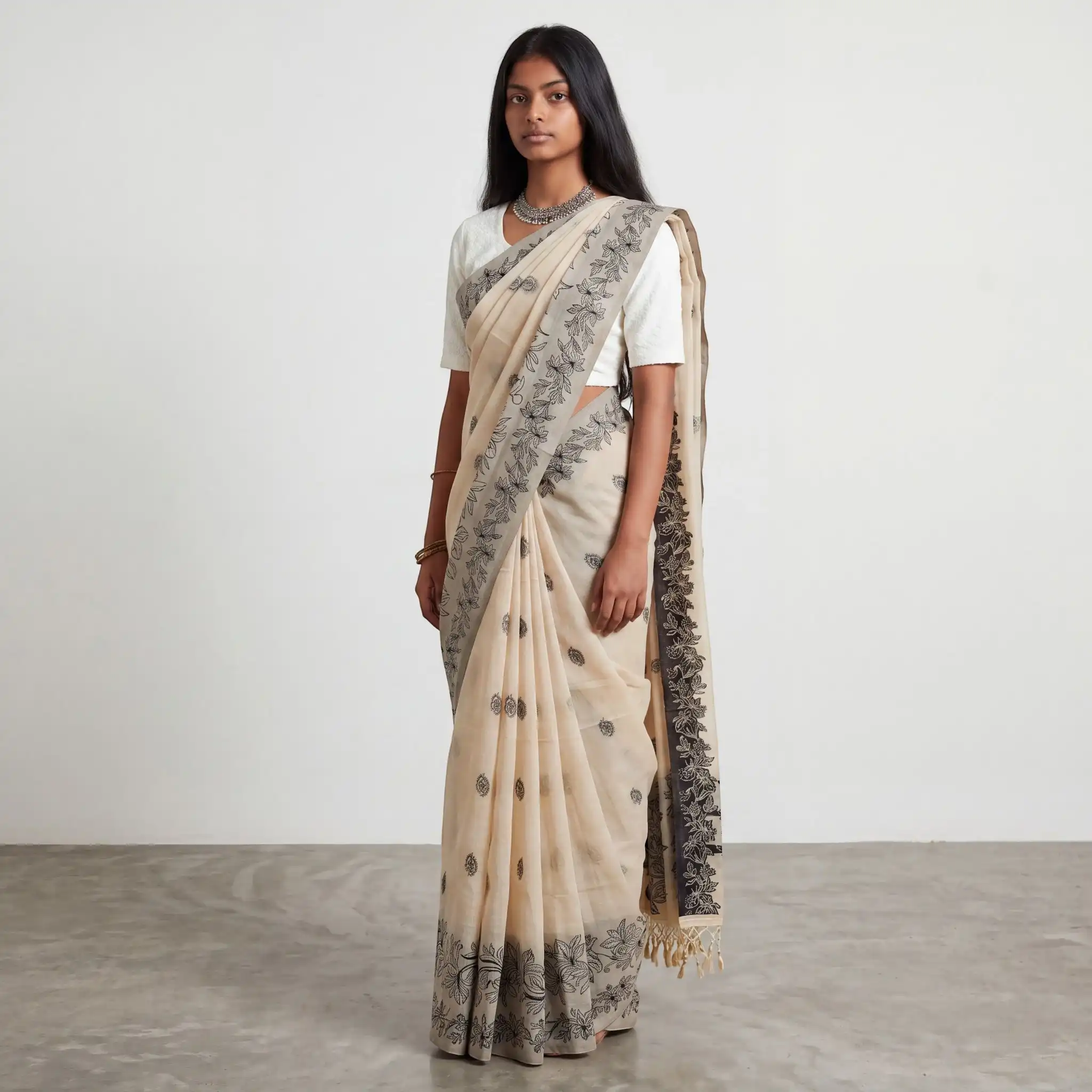 Sambalpuri Baandha Ikat Handloom Cotton Saree with Blouse view 2