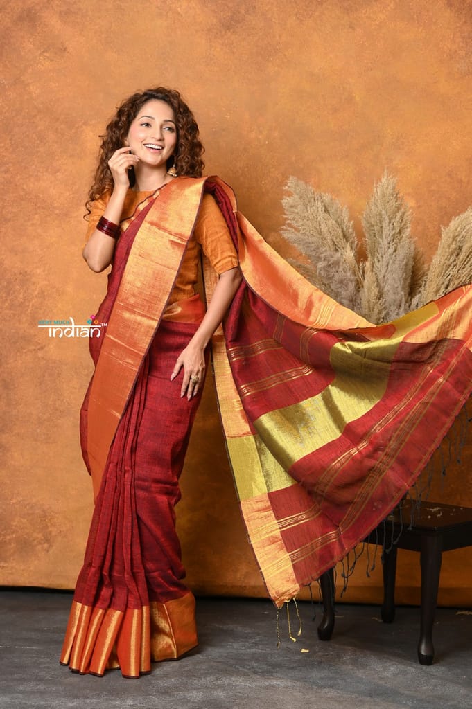 Mastaani ~ Handloom Pure Cotton Linen Saree With Golden Border - Red view 2