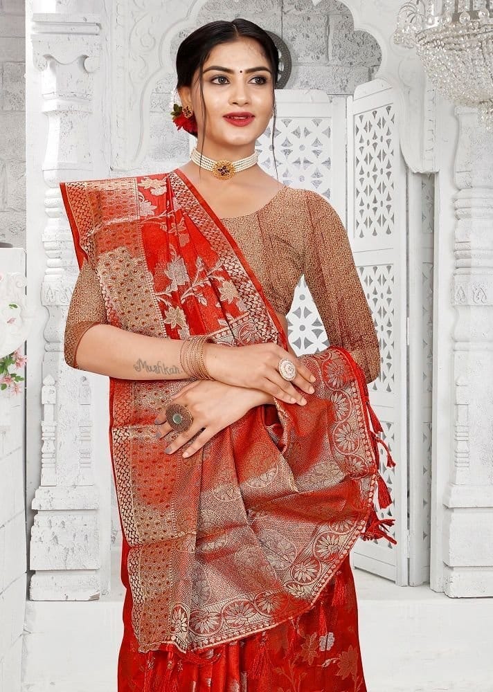 Woven Art Silk Saree in Red view 2