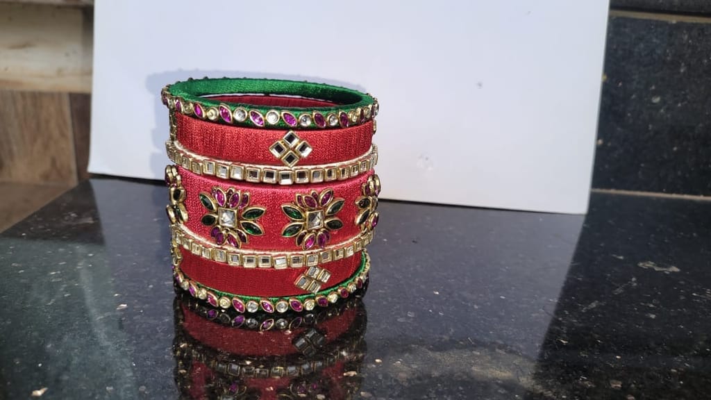 oxidised silver plated maroon and green lac bangles view 2