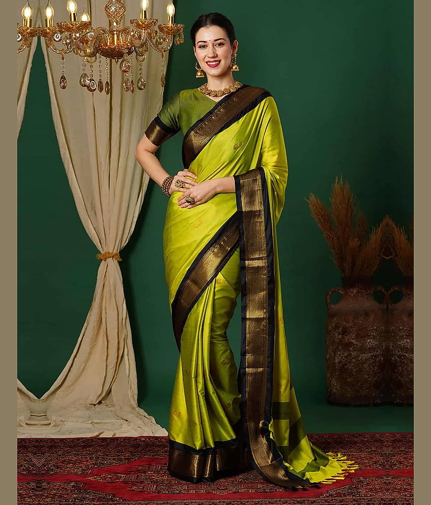 Villagius Cotton Silk Woven Paithani Sarees With Unstitched Blouse Piece ( Multicolor )