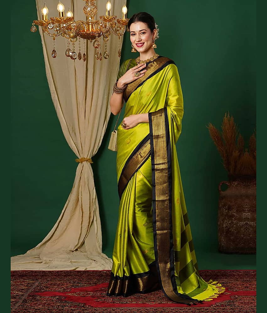 Villagius Cotton Silk Woven Paithani Sarees With Unstitched Blouse Piece ( Multicolor ) view 2
