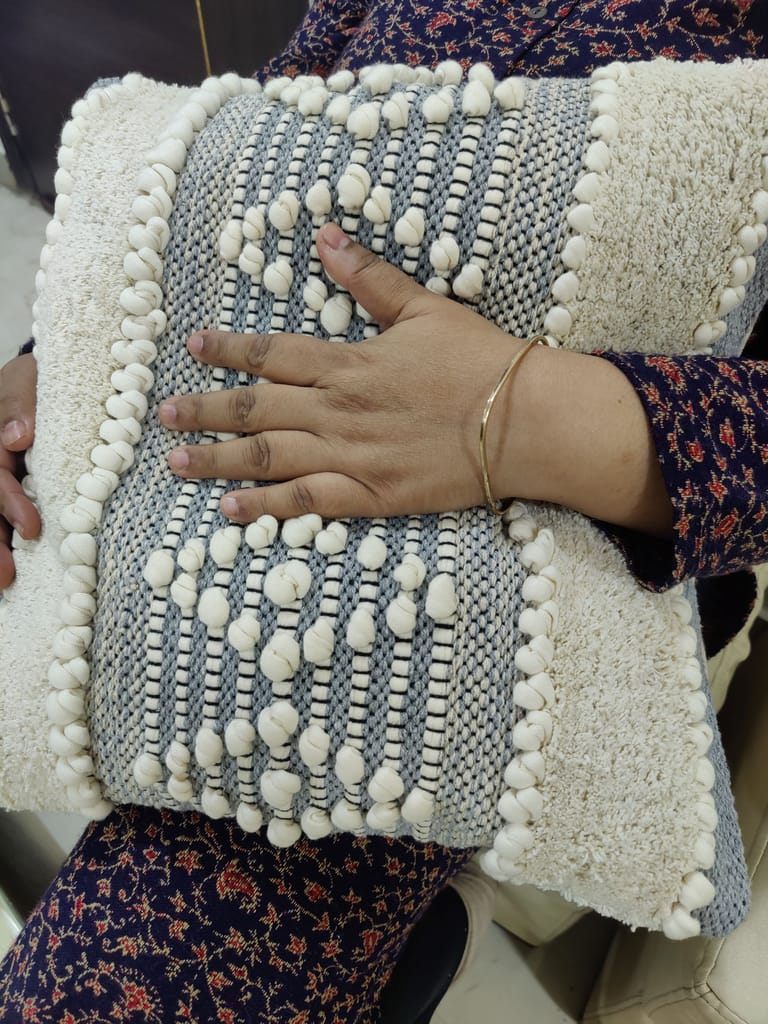 BulkySanta handtufted Cotton Cushion Covers for Sofa, 16 in x 16 in (Diamond White Grey) view 2