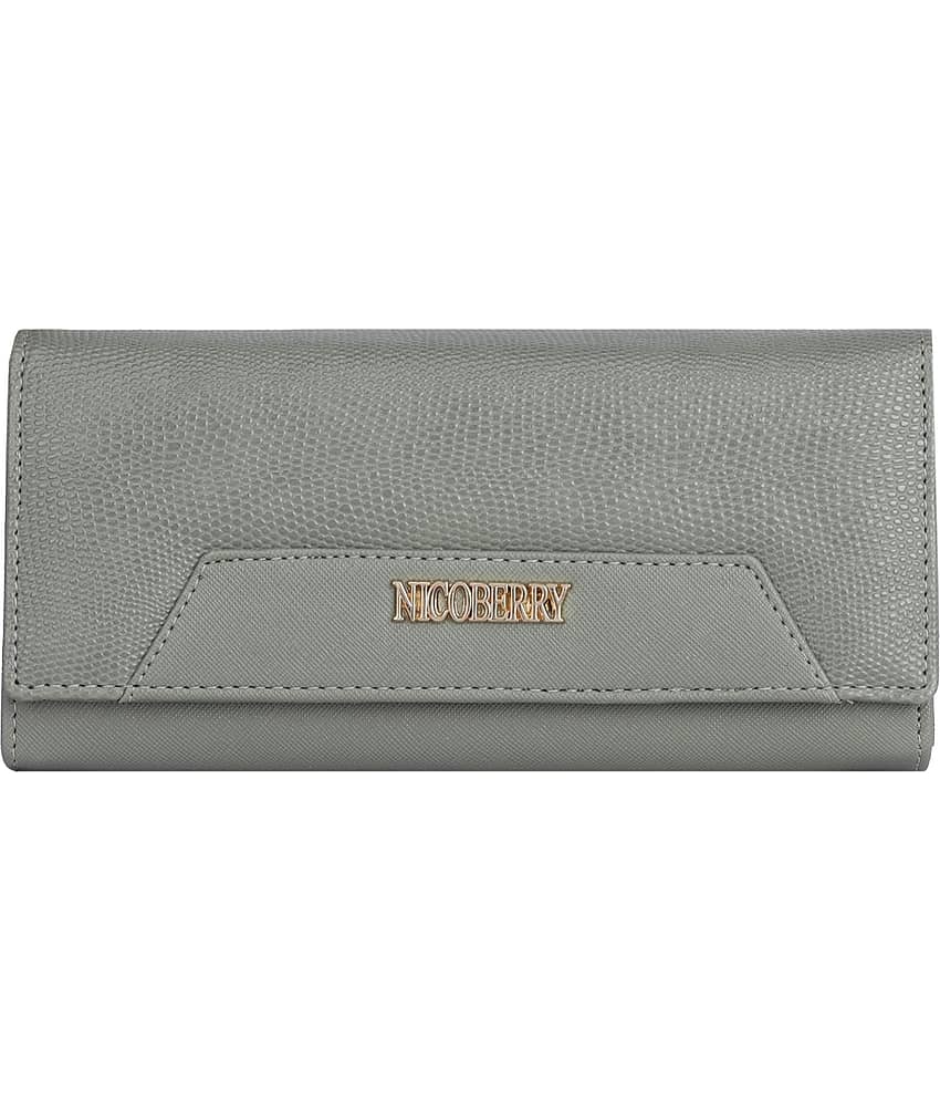 Nicoberry - Green Faux Leather Purse