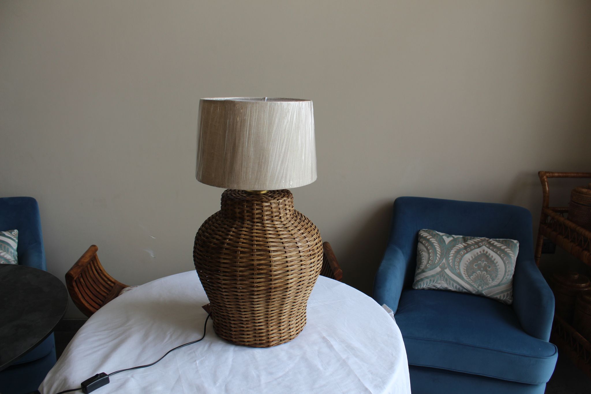 Europe Lamp Base Small view 2