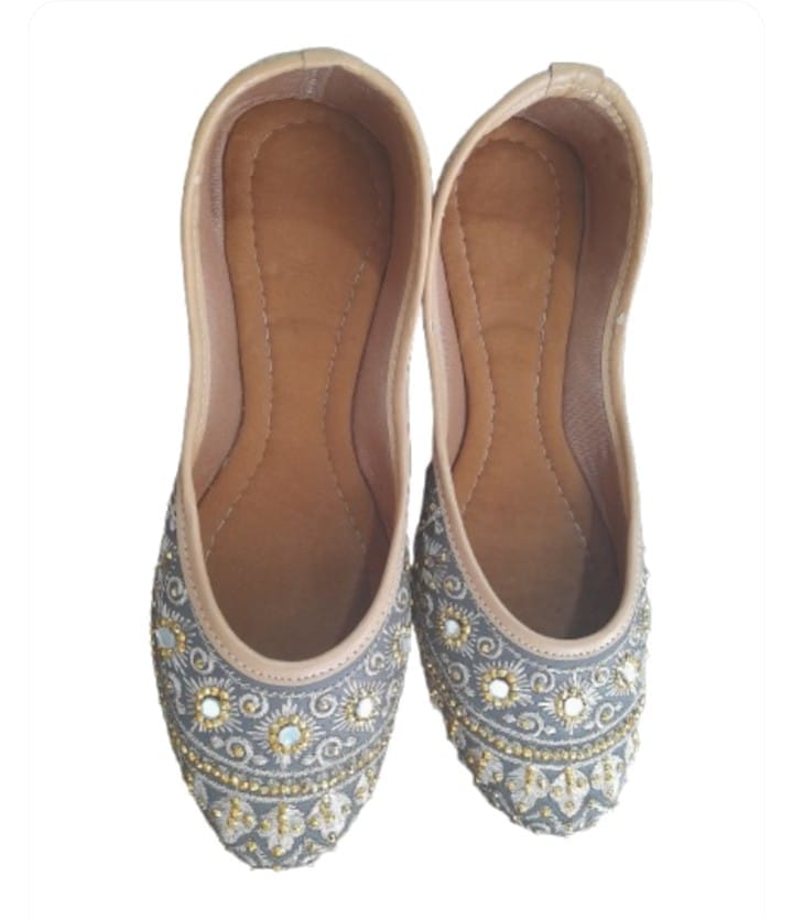 Handcrafted Embroidered Khussa Shoes for Women view 2