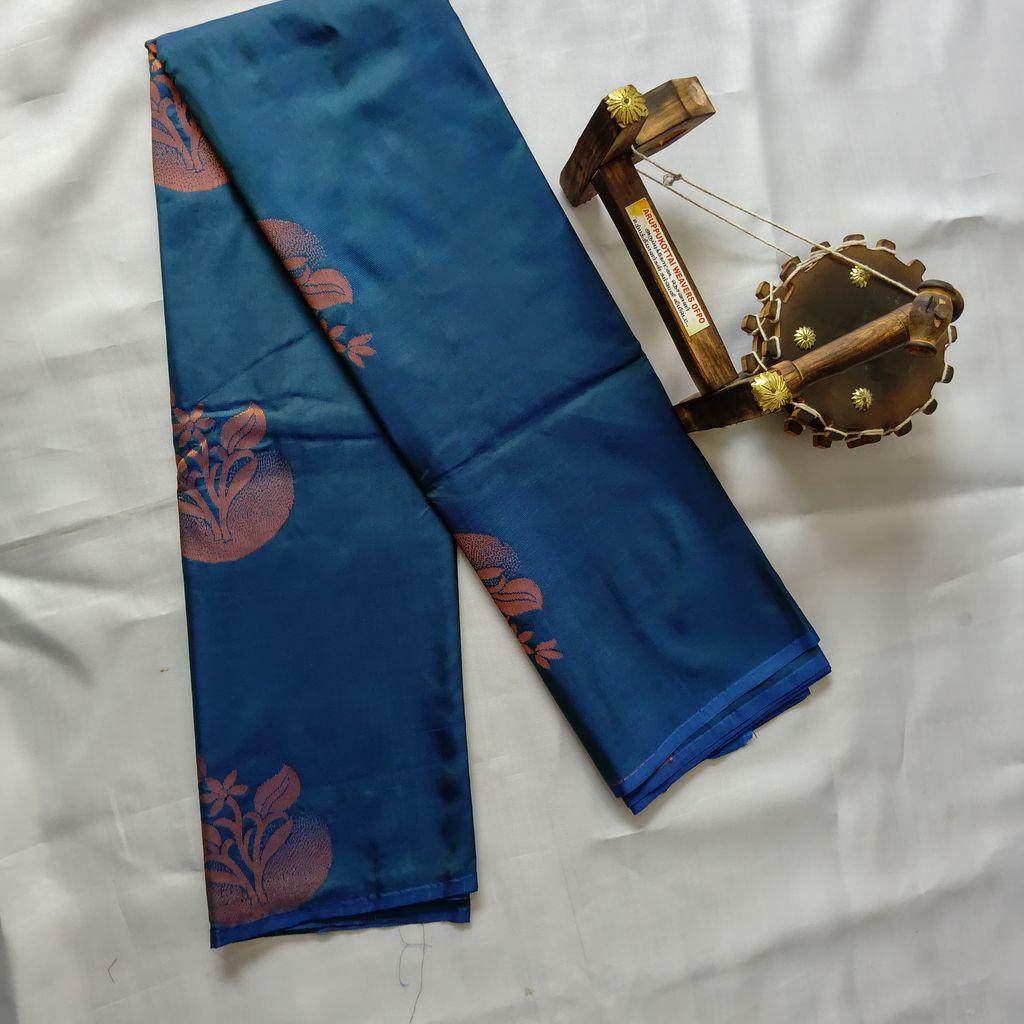 Soft Silk Saree with Blouse view 2
