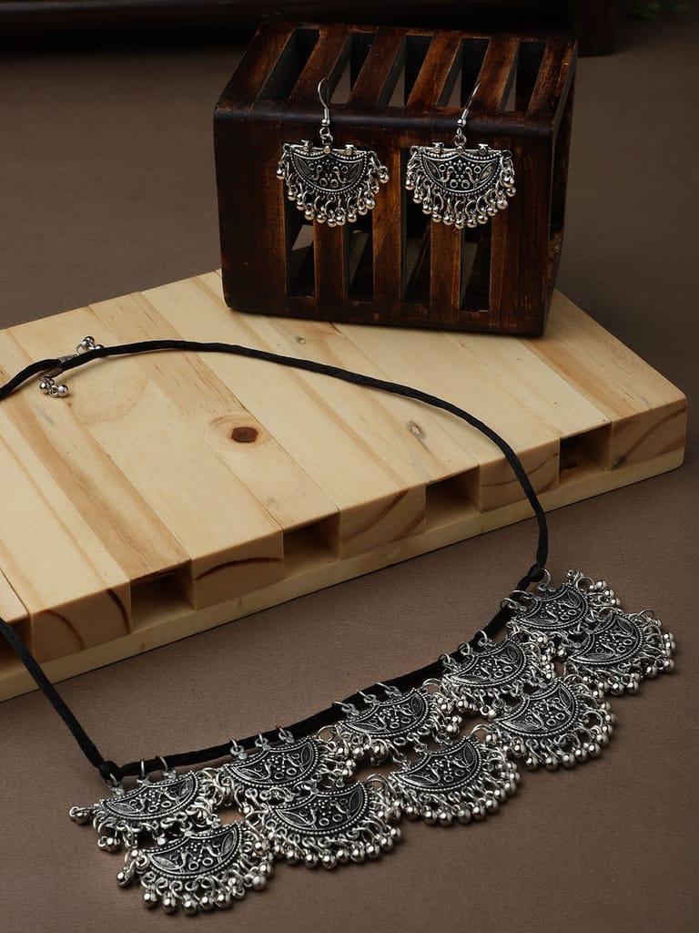 Cardinal Oxidized Silver Color Choker Necklace Set view 2