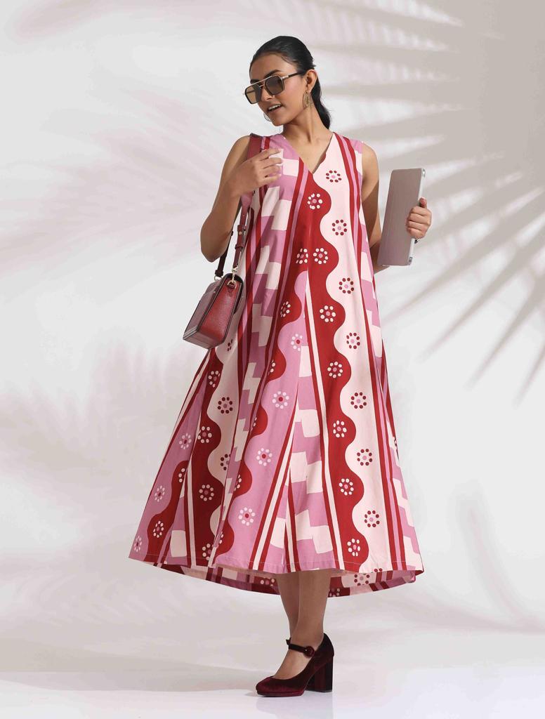 trueBrowns Pink Cotton Abstract Print Dress - Pink (2XL) view 2