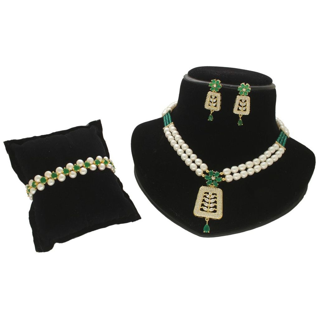 Ornate Veil Pearl Necklace Set With Bracelet view 2