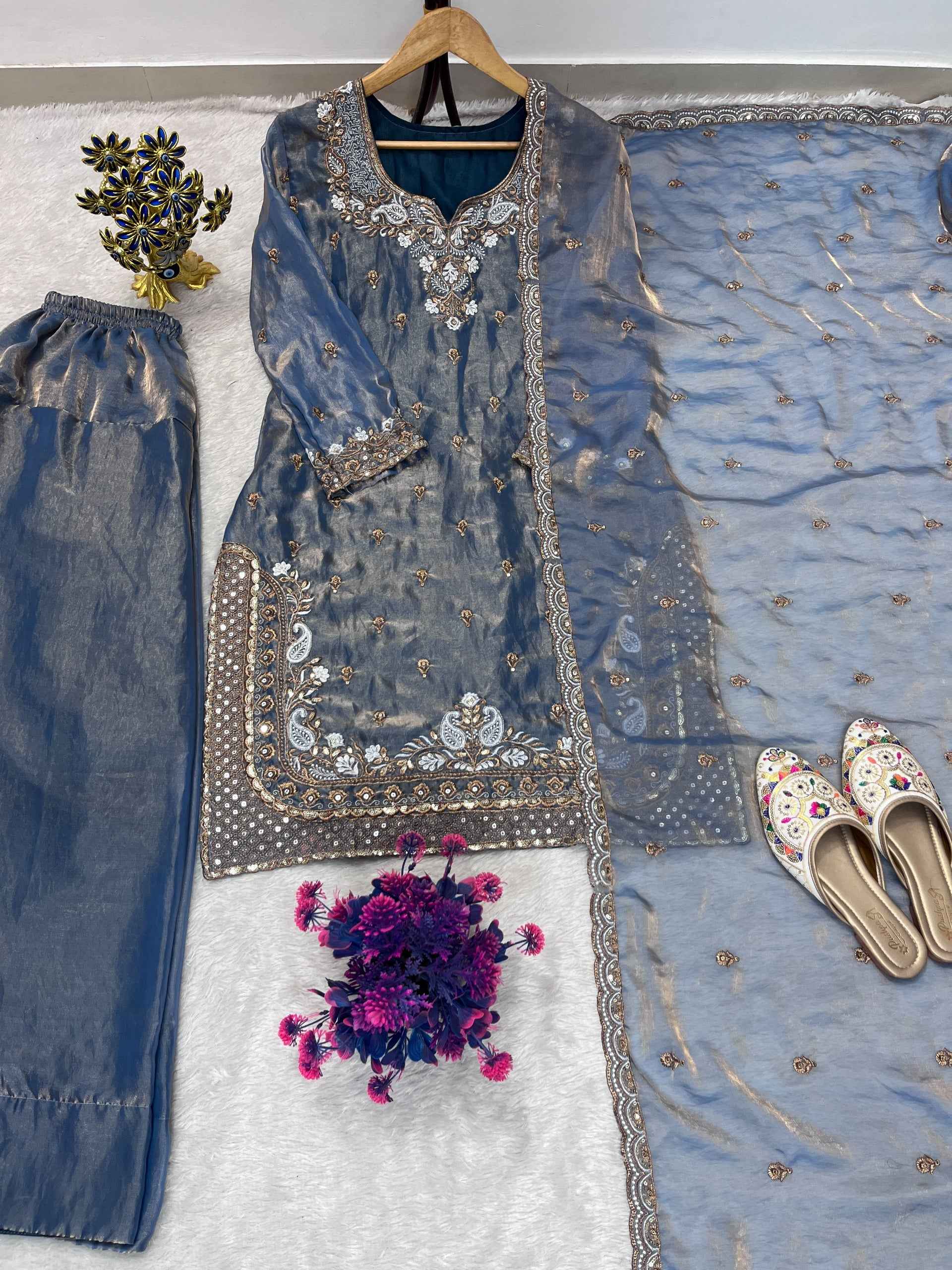 Fendy Fabric Embroidered Plazzo Set view 2