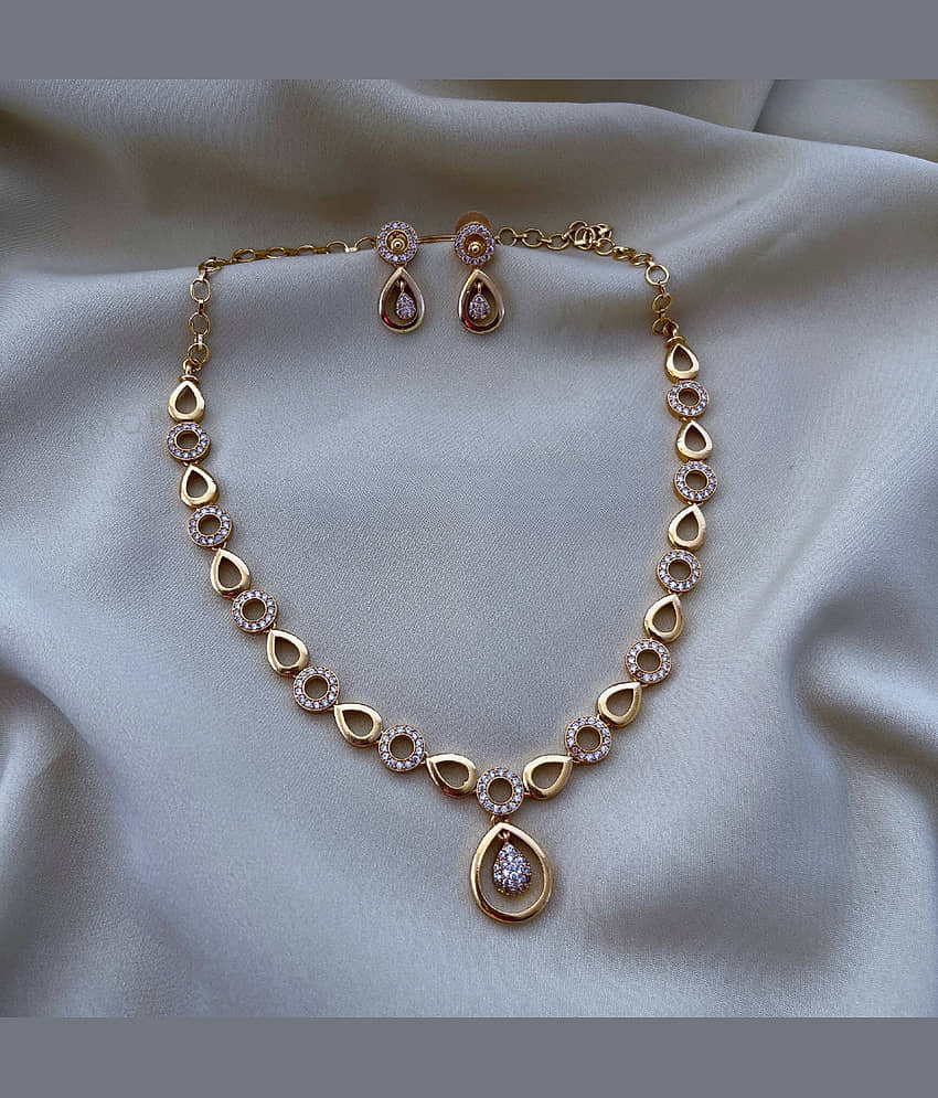 ROFARWORD Gold Brass Necklace Set ( Pack of 1 ) view 2