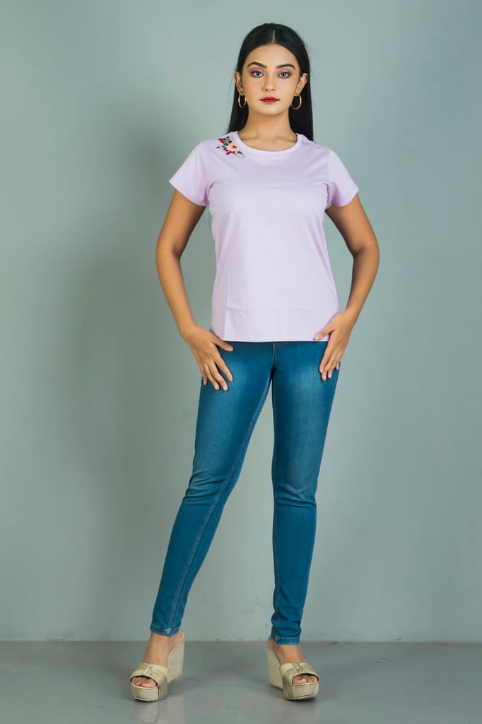 Hand embroidered women cotton T shirt floral design view 2