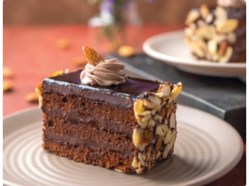 Monginis Dutch Almond Pastry - Eggless