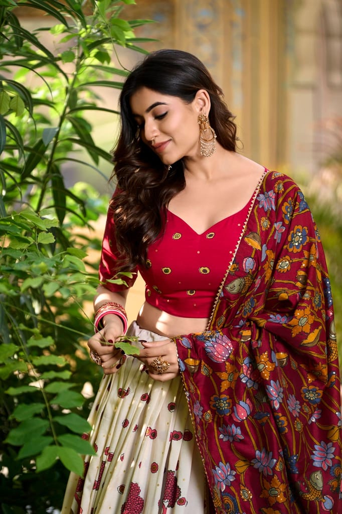 Shringar House Traditional Premium Floral Print & Foil Work Lehenga Choli Set for Wedding, Ethnic Wear with Embroidered Gota Patti Border Lehenga Choli Dupatta Set with Unstitched Blouse view 2