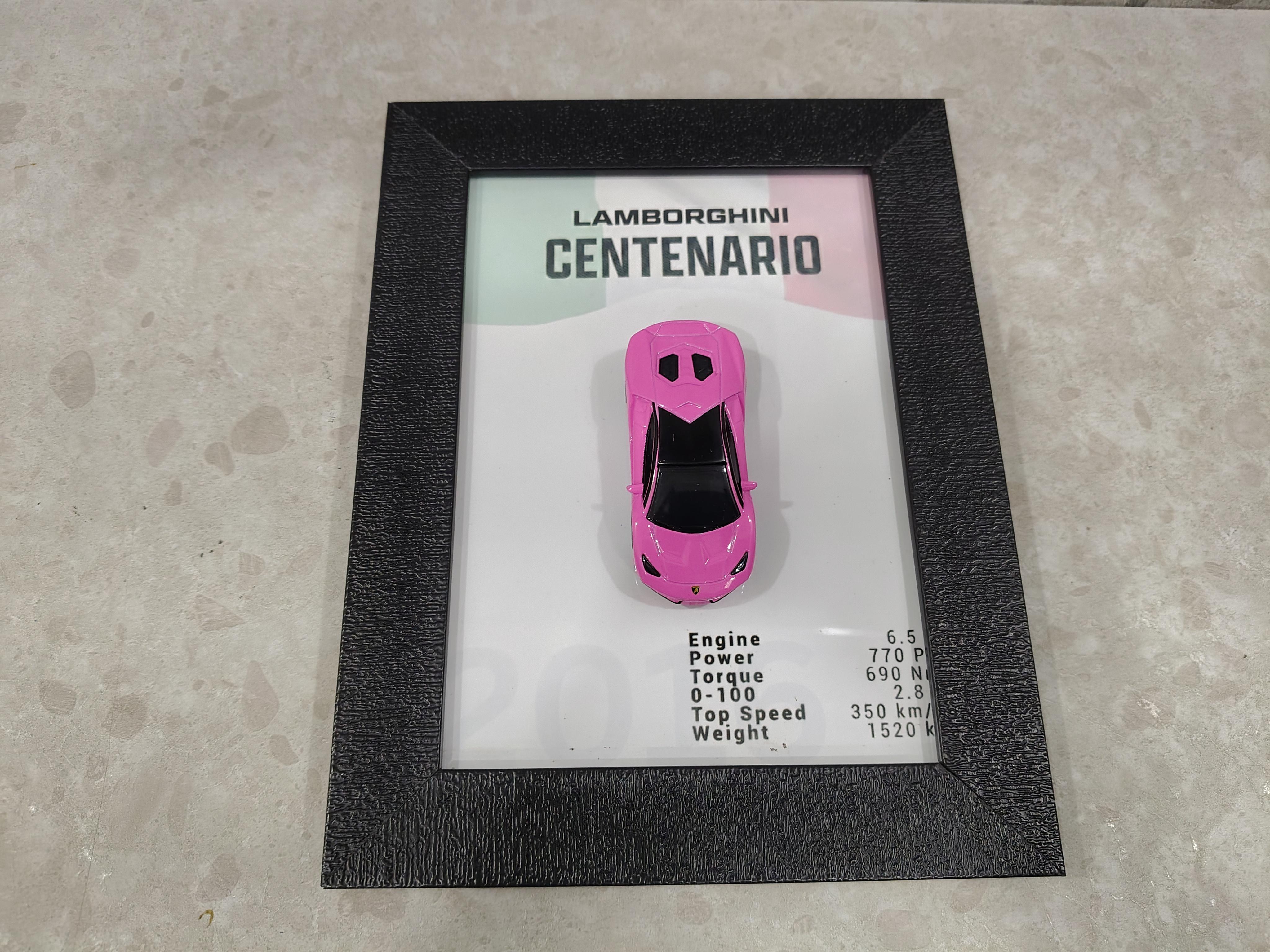 3D Car Frame Wall 7"x9"