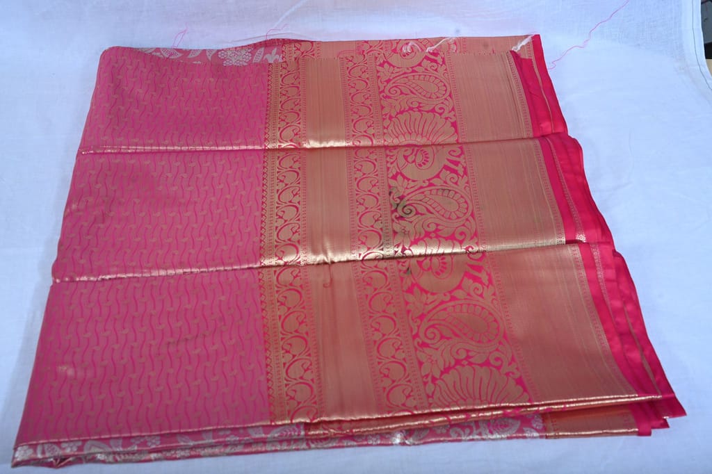 Pure Handloom Soft Silk Saree With Blouse Piece view 2