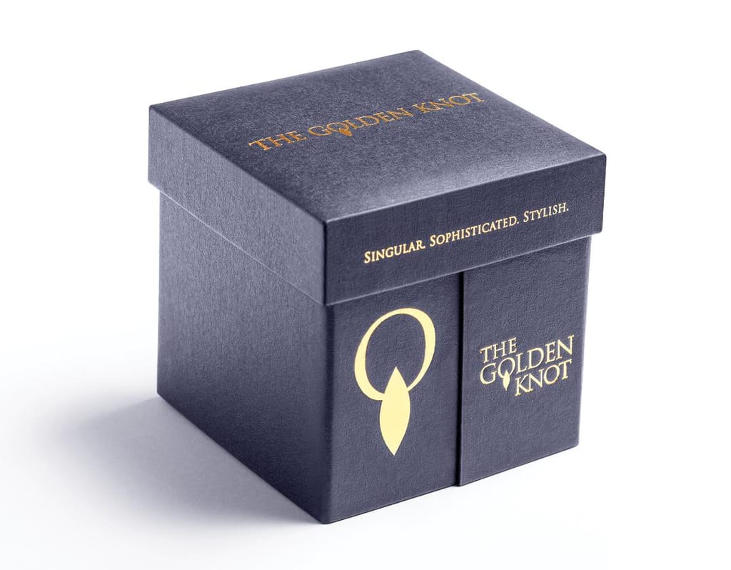 Golden Knot - Singular , Sophisticated & Stylish pure silk tie with tie pin and cuff links