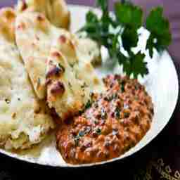 Dal makhani + 4 tawa roti
