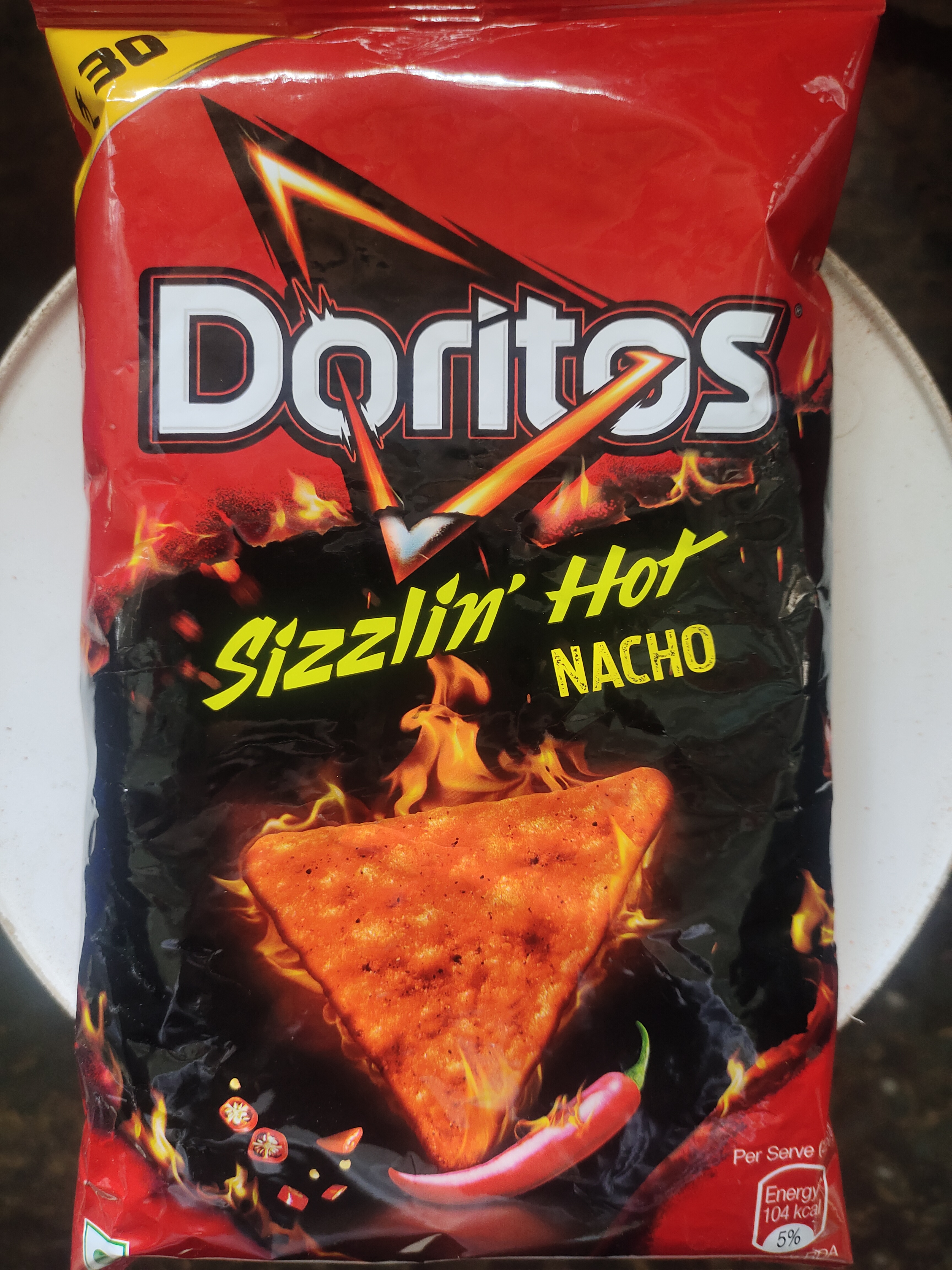 Doritos nacho sizzlin hot nacho