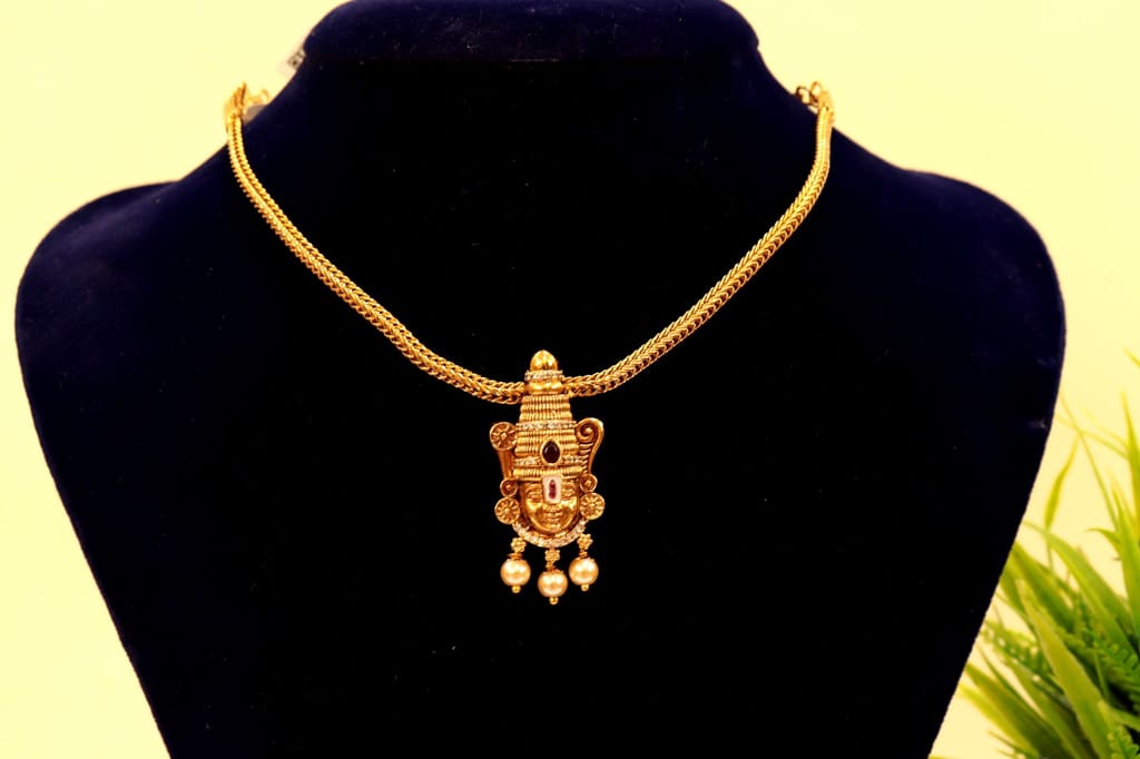 Yellow Gold Goddess Laxmi Pendant Set with Chain for Women view 2