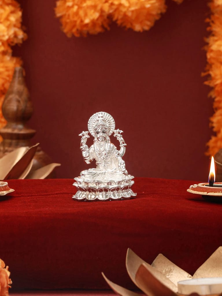 999 Pure Silver Divine Goddess Lakshmi Mata On lotus Silver Idol view 2
