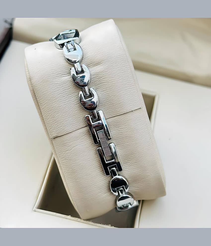 Trex Silver Stainless Steel Analog Womens Watch view 2